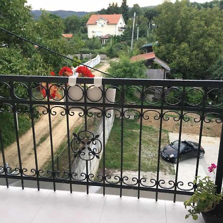 Apartment Vistanova Vrdnik Buitenkant foto